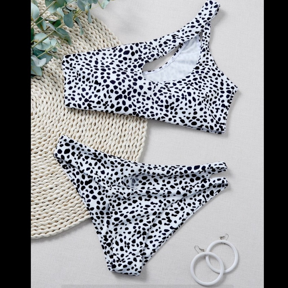 Spotted One Shoulder Bikini